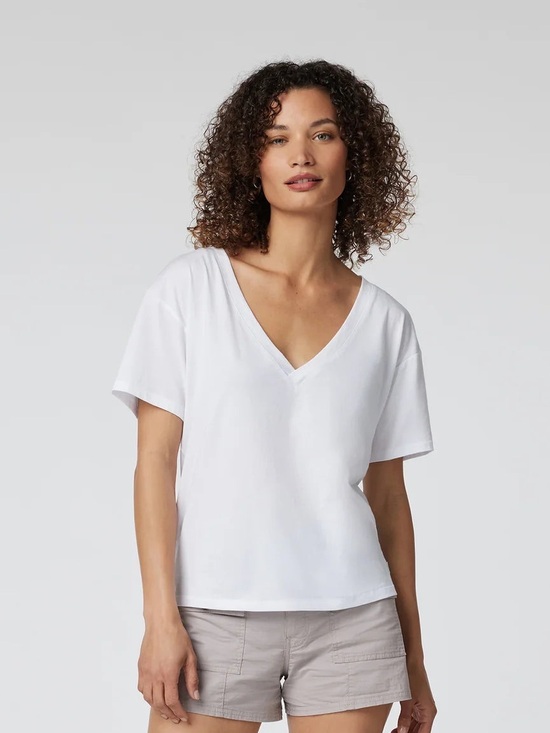 Vuori Tops - Vuori Women's Sutton V-Neck size XL